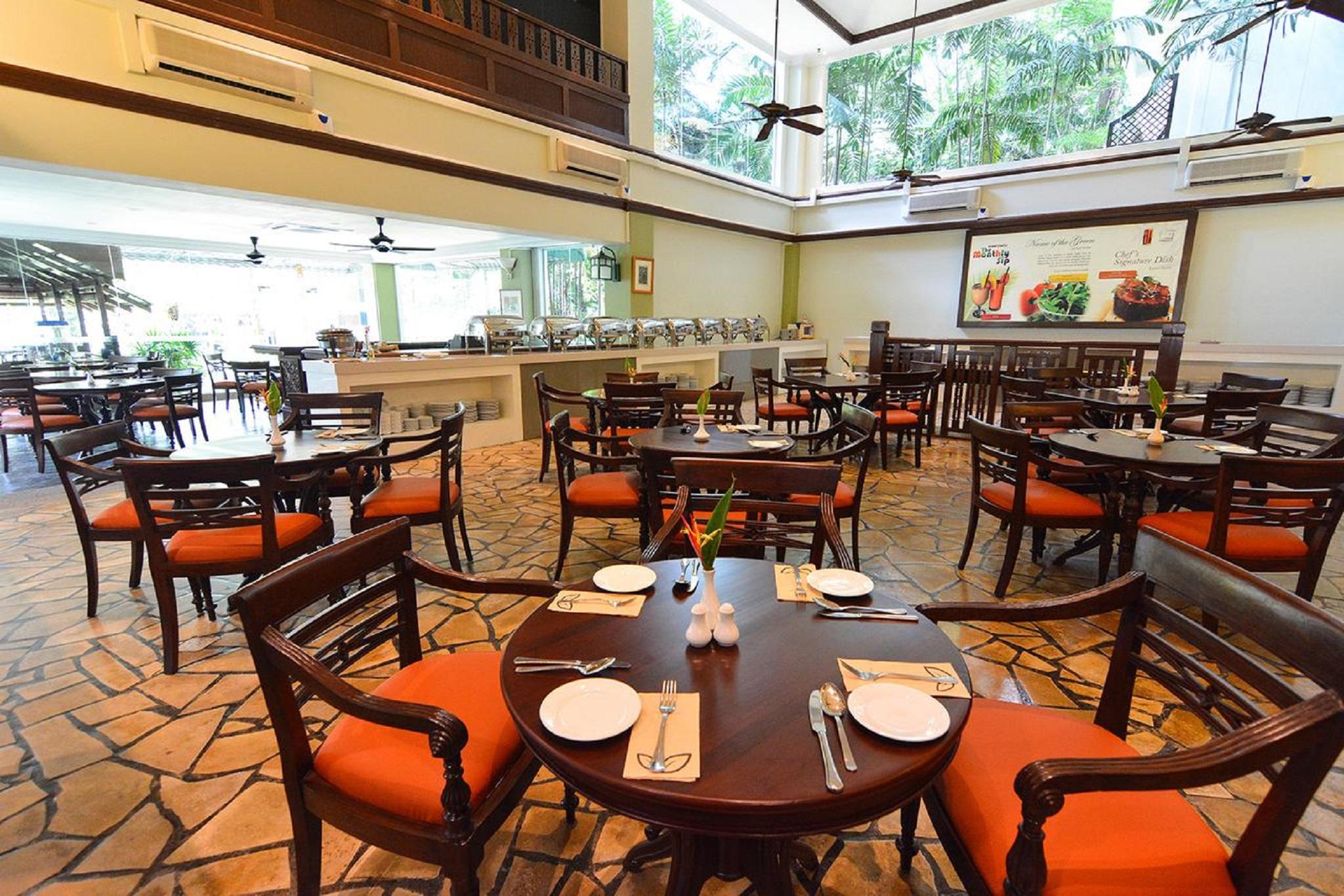 Mines Beach Resort Hotel Seri Kembangan Exterior foto